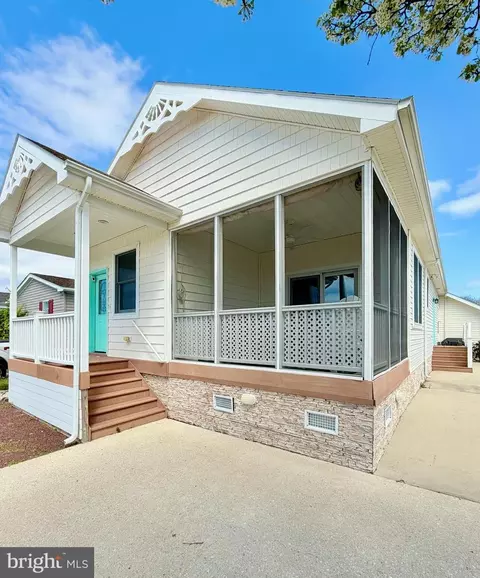 112 Sandy Hill Dr, Ocean City, MD 21842