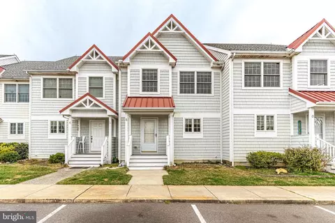9701 Village Ln #5, Ocean City, MD 21842