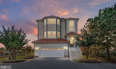 12901 Old Bridge Rd #8 PH 2, Ocean City, MD 21842