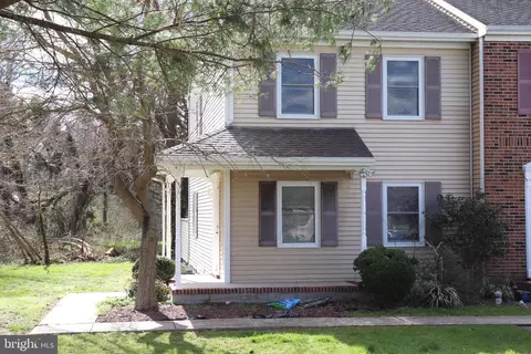 1 Franklin Sq #A1, Berlin, MD 21811