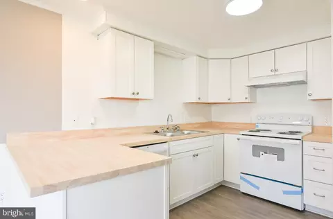 12102 Assawoman Dr #310B, Ocean City, MD 21842