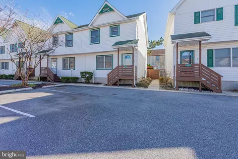 135 J Captains Quarters Rd, Ocean City, MD 21842