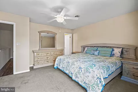 Bedroom - 11611 Windward Dr #E, Ocean City, MD 21842 photo 2 of 6