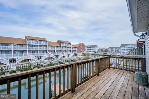 Exterior - 11611 Windward Dr #E, Ocean City, MD 21842 photo 3 of 3