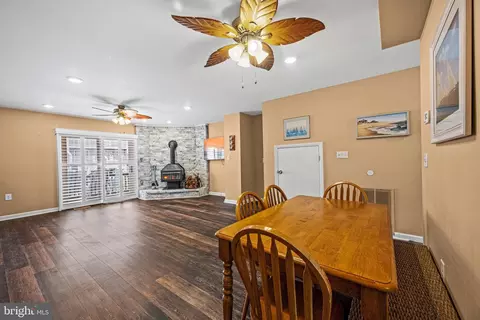 Other - 11611 Windward Dr #E, Ocean City, MD 21842 photo 6 of 12