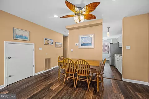 Dining - 11611 Windward Dr #E, Ocean City, MD 21842 photo 1 of 1