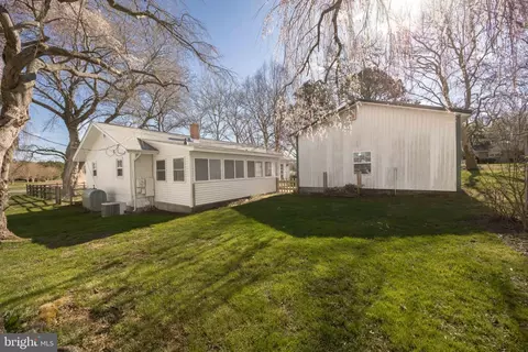 Exterior - 300 Broad St, Berlin, MD 21811 photo 17 of 18