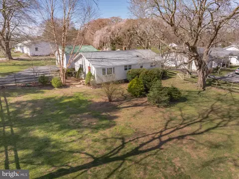 Exterior - 300 Broad St, Berlin, MD 21811 photo 6 of 18