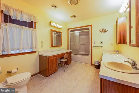 Bath - 148 Teal Cir, Ocean Pines, MD 21811 photo 3 of 3