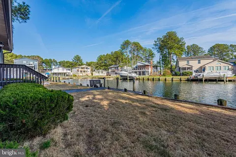 Exterior - 148 Teal Cir, Ocean Pines, MD 21811 photo 5 of 10