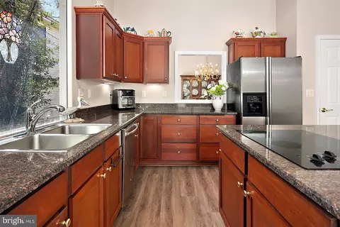 Kitchen - 11324 River Run Ln, Berlin, MD 21811 photo 4 of 6