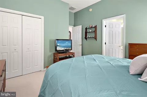 Bedroom - 11324 River Run Ln, Berlin, MD 21811 photo 6 of 9