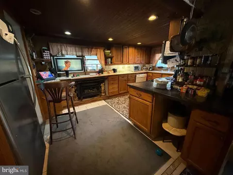 Kitchen - 207 S Washington St, Snow Hill, MD 21863 photo 4 of 4