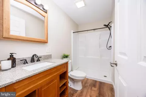 Bath - 6635 Libertytown Rd, Berlin, MD 21811 photo 6 of 6