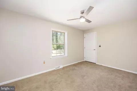 Bedroom - 6635 Libertytown Rd, Berlin, MD 21811 photo 6 of 8