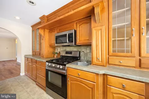 Kitchen - 6635 Libertytown Rd, Berlin, MD 21811 photo 7 of 9