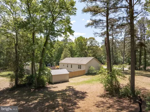 Exterior - 6635 Libertytown Rd, Berlin, MD 21811 photo 17 of 22
