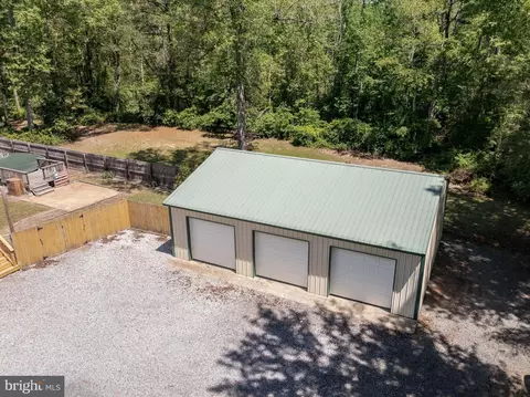 Exterior - 6635 Libertytown Rd, Berlin, MD 21811 photo 5 of 22