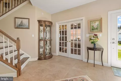 Entry Way - 46 Boatswain Dr, Berlin, MD 21811 photo 5 of 7