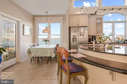 Kitchen - 46 Boatswain Dr, Berlin, MD 21811 photo 4 of 7