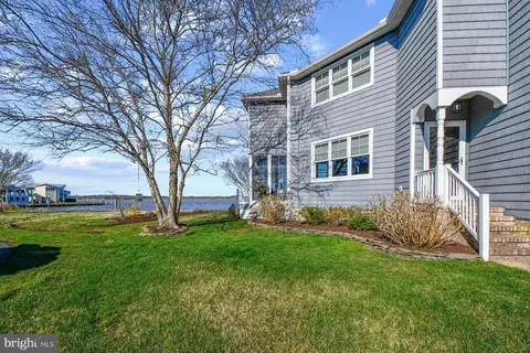 Exterior - 46 Boatswain Dr, Berlin, MD 21811 photo 6 of 11