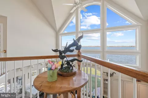 Entry Way - 46 Boatswain Dr, Berlin, MD 21811 photo 2 of 7