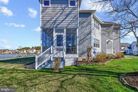 Exterior - 46 Boatswain Dr, Berlin, MD 21811 photo 8 of 11