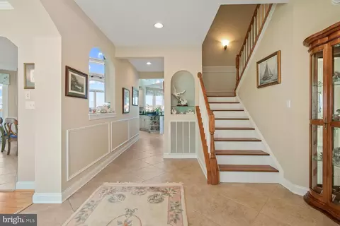 Entry Way - 46 Boatswain Dr, Berlin, MD 21811 photo 3 of 7