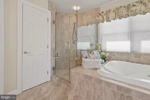 Bath - 46 Boatswain Dr, Berlin, MD 21811 photo 2 of 5