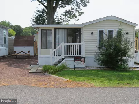 16 Deep Sea Dr, Berlin, MD 21811