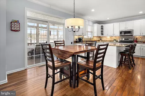 Dining - 343 Dueling Way, Berlin, MD 21811 photo 4 of 5