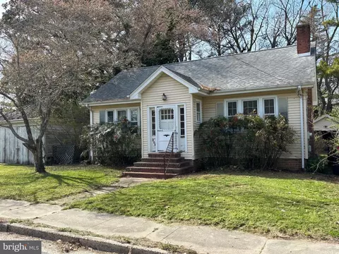 206 8th St, Pocomoke City, MD 21851