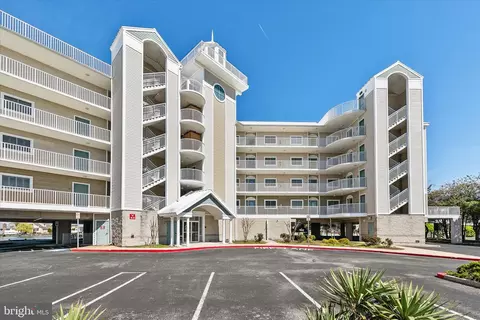 104 85th St #404, Ocean City, MD 21842