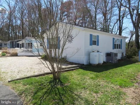 219 Timberline Cir, Berlin, MD 21811