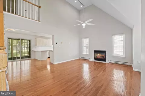 Living - 52 Hingham Ln, Ocean Pines, MD 21811 photo 2 of 5