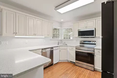 Kitchen - 52 Hingham Ln, Ocean Pines, MD 21811 photo 3 of 5