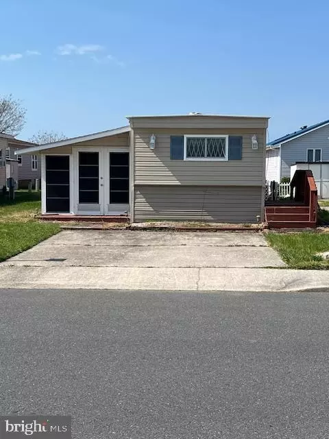 153 Oyster Ln, Ocean City, MD 21842