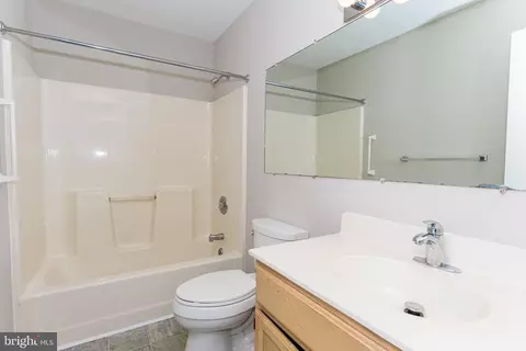Bath - 258 Ocean Pkwy, Berlin, MD 21811 photo 2 of 2