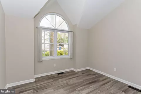 Living - 258 Ocean Pkwy, Berlin, MD 21811 photo 7 of 7