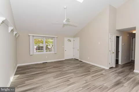 Living - 258 Ocean Pkwy, Berlin, MD 21811 photo 5 of 7