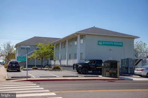 207 8th St #101W, Ocean City, MD 21842