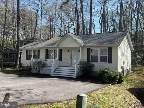 47 Seafarer Ln, Ocean Pines, MD 21811