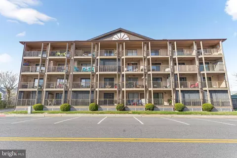 204 33rd St #208, Ocean City, MD 21842
