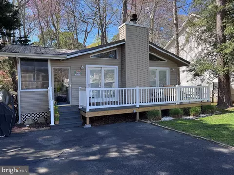 40 Sundial Cir, Ocean Pines, MD 21811