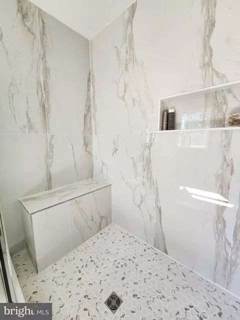 Bath - 14 White Sail Cir, Ocean Pines, MD 21811 photo 4 of 5