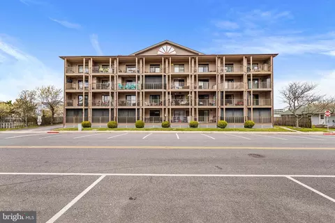 204 33rd St #40501, Ocean City, MD 21842
