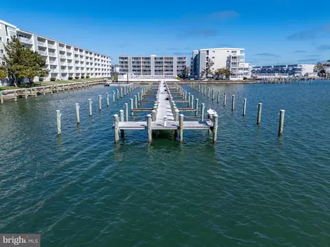 107 Convention Center Dr #1030B, Ocean City, MD 21842