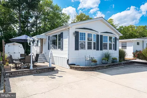 225 Timberline Cir, Berlin, MD 21811