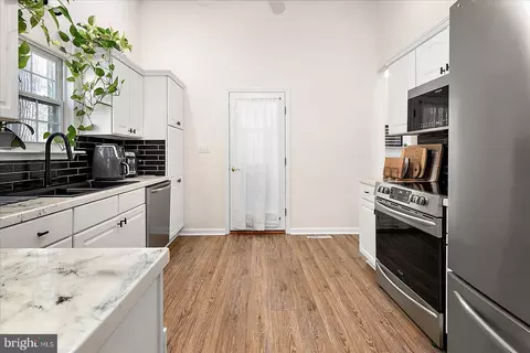 Kitchen - 2 Moonraker Rd, Ocean Pines, MD 21811 photo 5 of 6