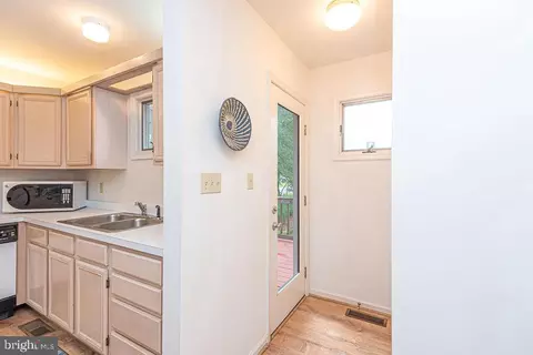Entry Way - 7 Alden Ct, Ocean Pines, MD 21811 photo 8 of 9
